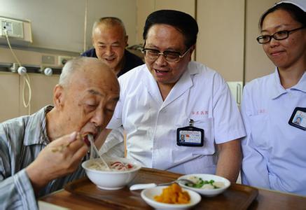 胃癌饮食注意什么问题_胃癌吃什么好